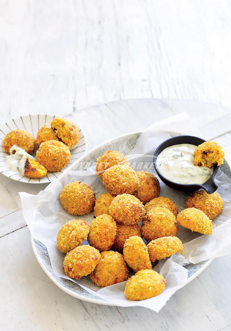 Cheesy zucchini and carrot 'NUGGETS'