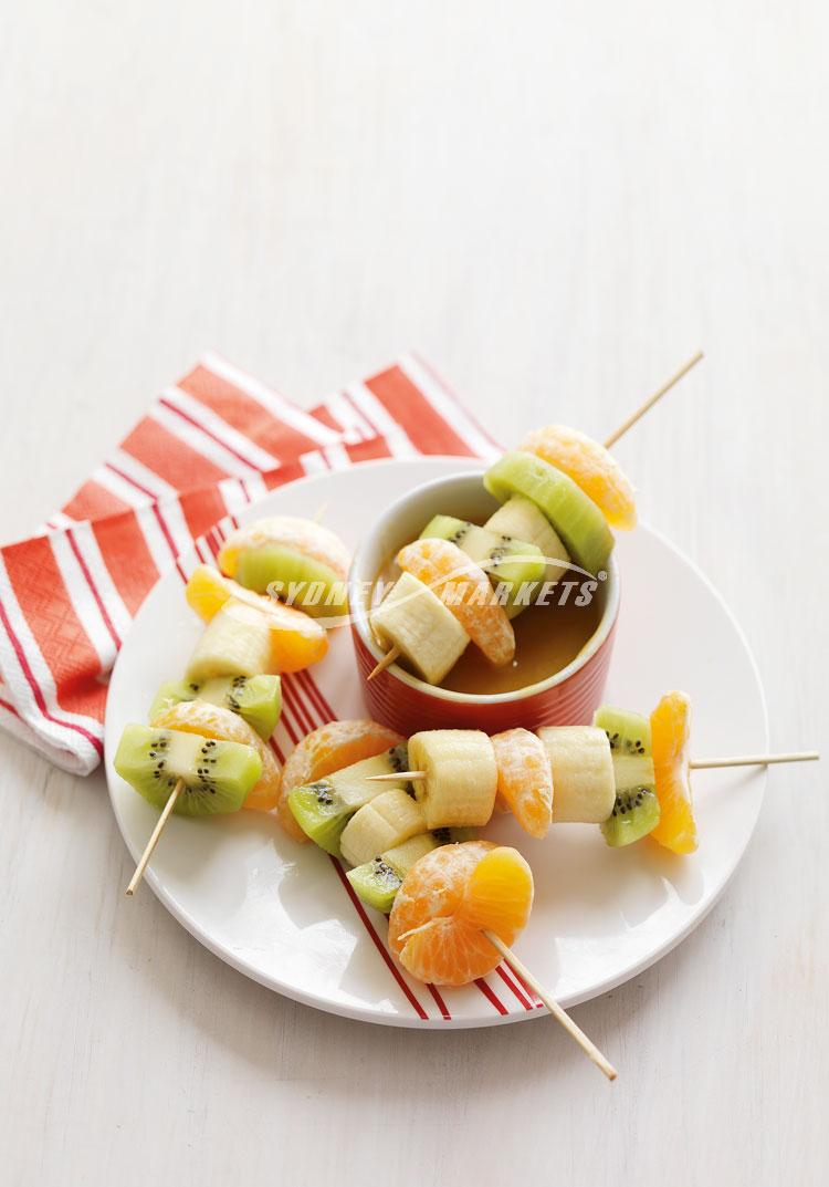Fruit skewers with butterscotch dip