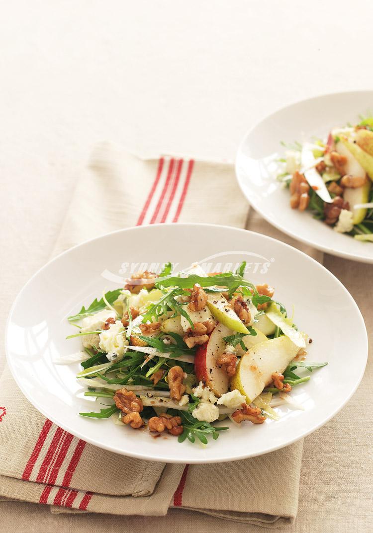 Pear, rocket & witlof salad with maple dressing