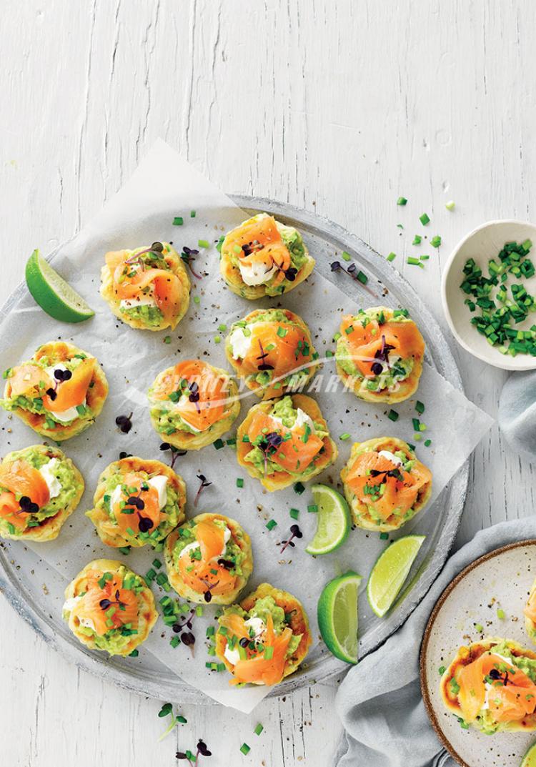 Mini sweetcorn pikelets with avocado & smoked salmon