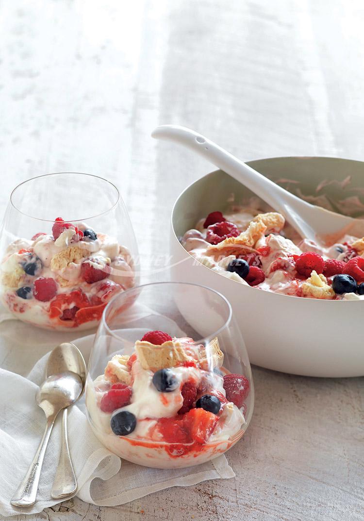 Berry Eton mess