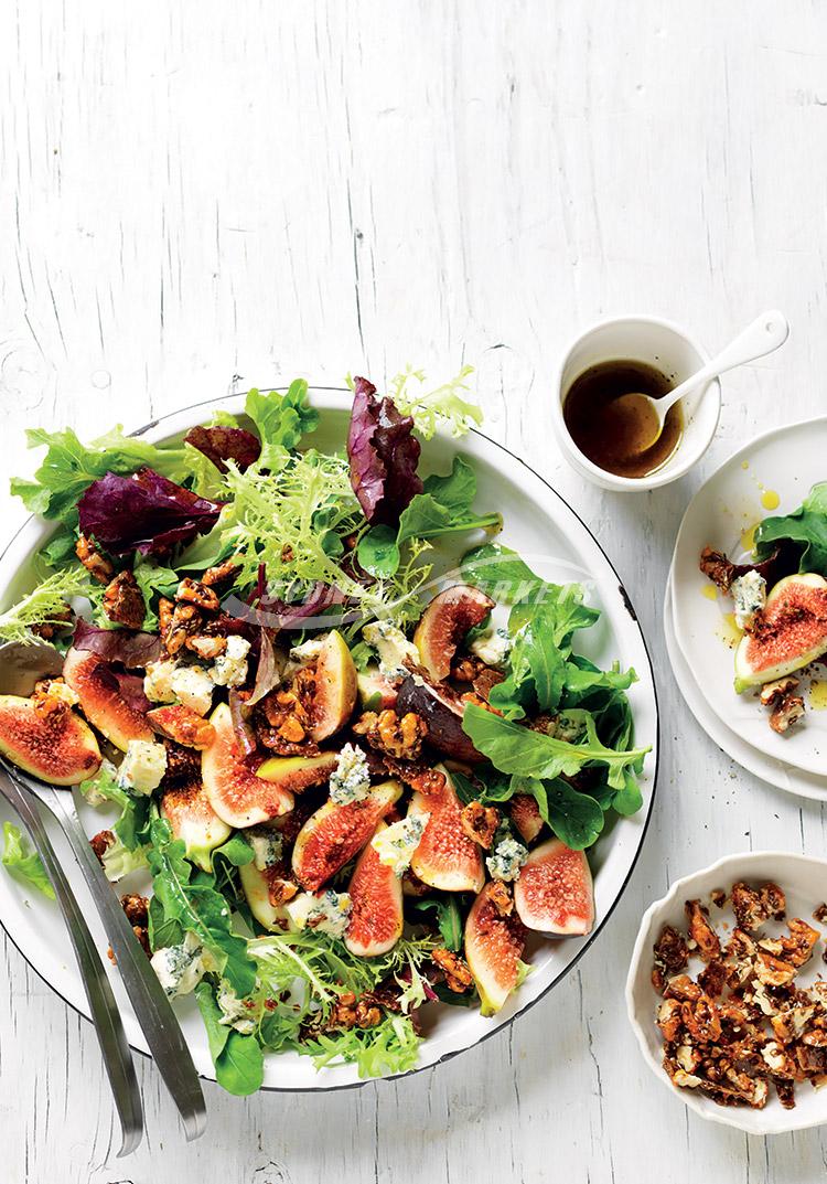 Fig, honeyed walnut & blue cheese salad