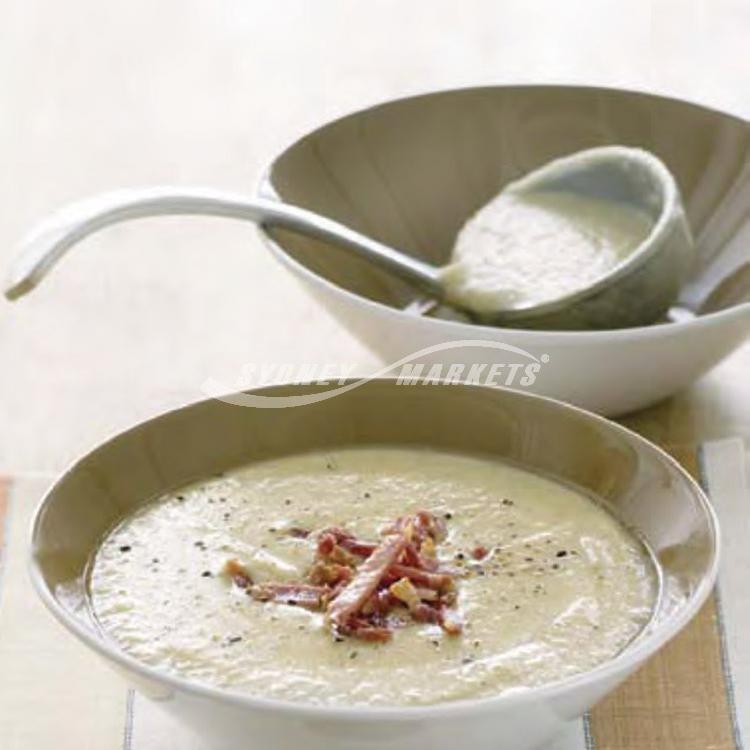 Jerusalem artichoke, leek & bacon soup