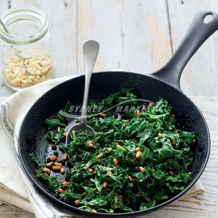 Kale with garlic, currants & pine nuts