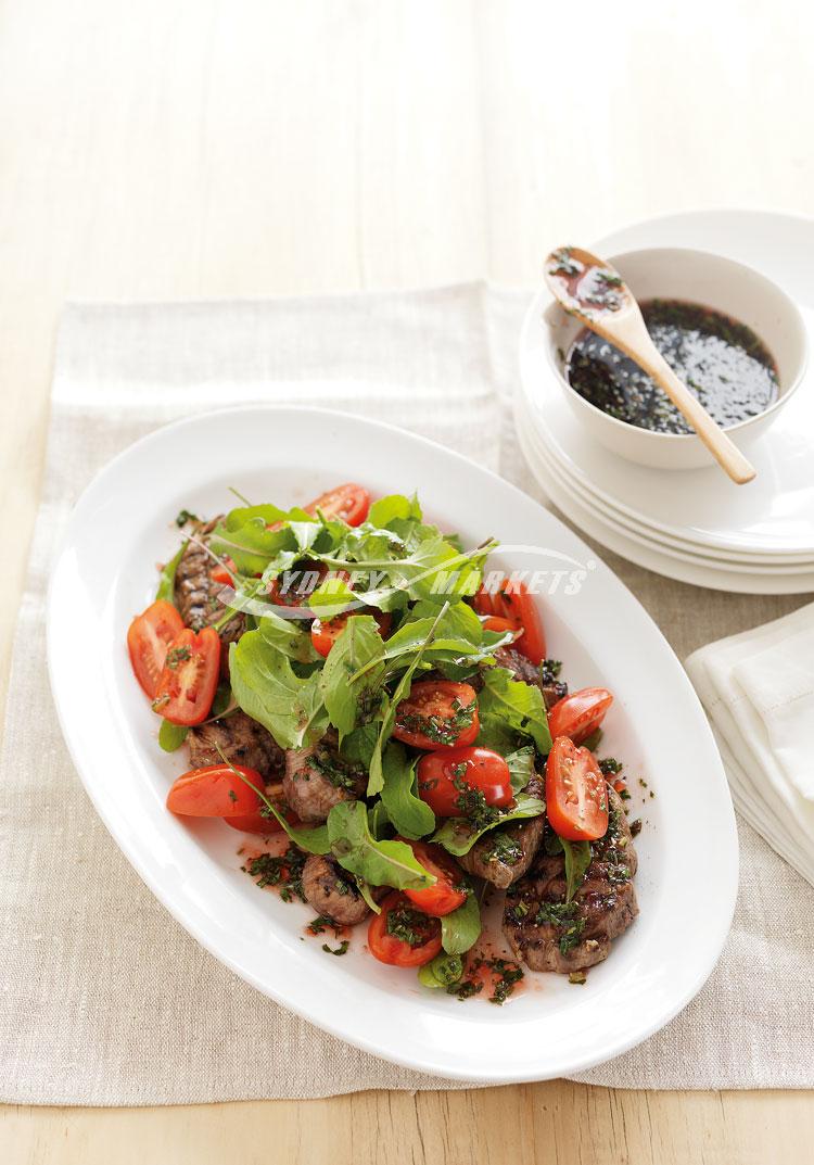 Lamb, tomato & rocket salad with mint jelly