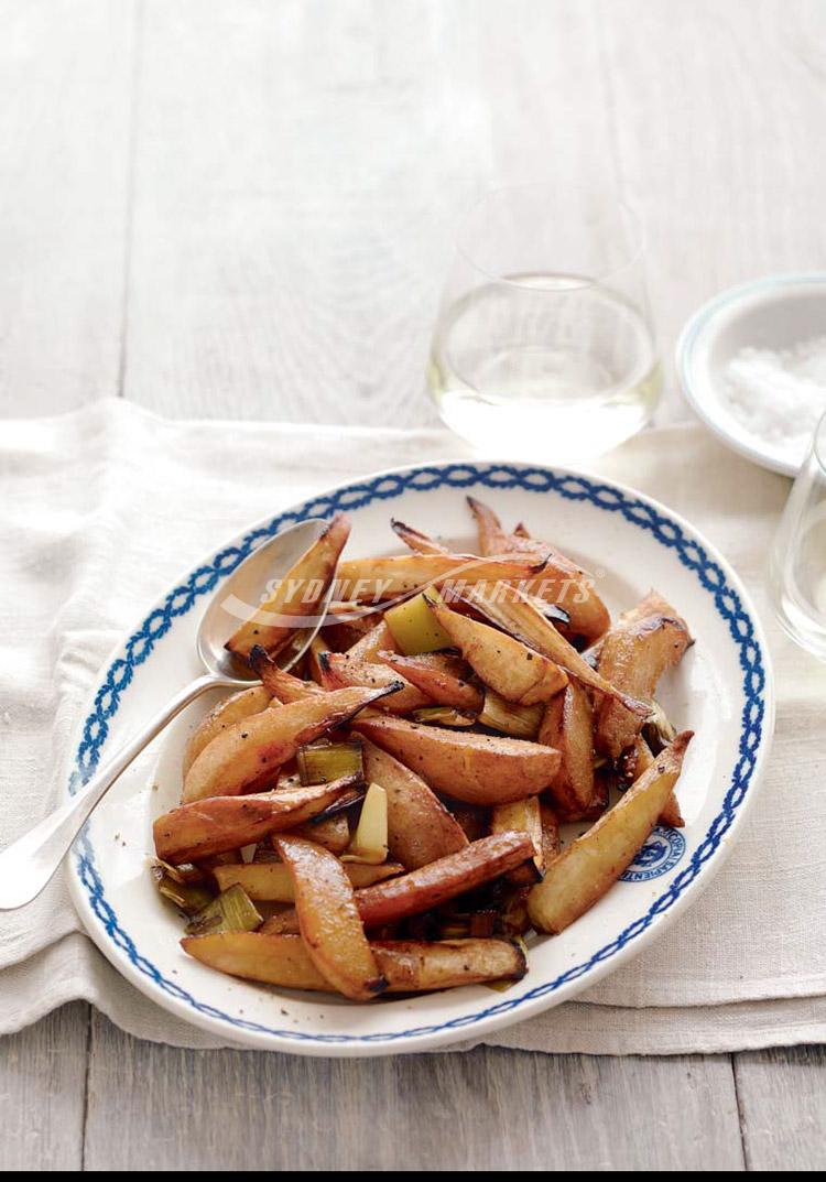 Roasted parsnips, pears and leek