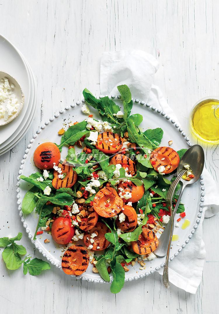 Spiced apricot, rocket & feta salad
