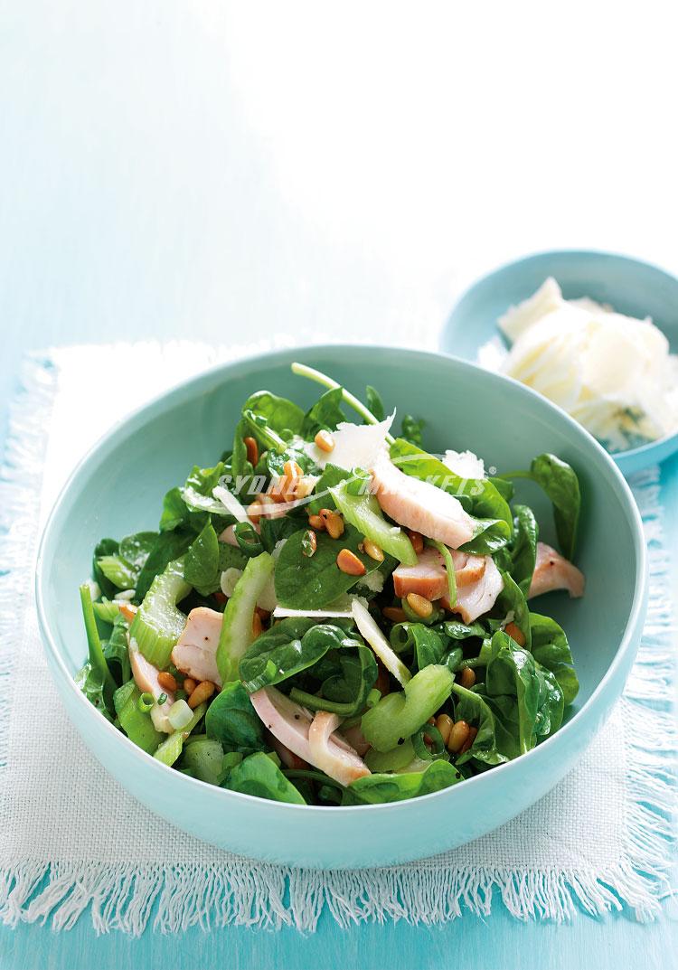 Spinach, celery & smoked chicken salad