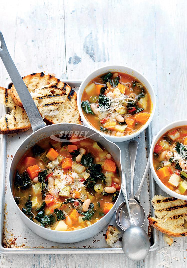 Tuscan vegetable soup