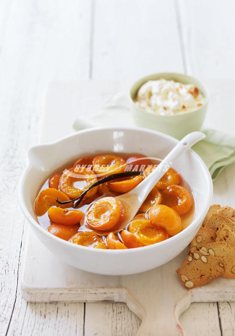 Vanilla-poached apricots with almond yoghurt cream